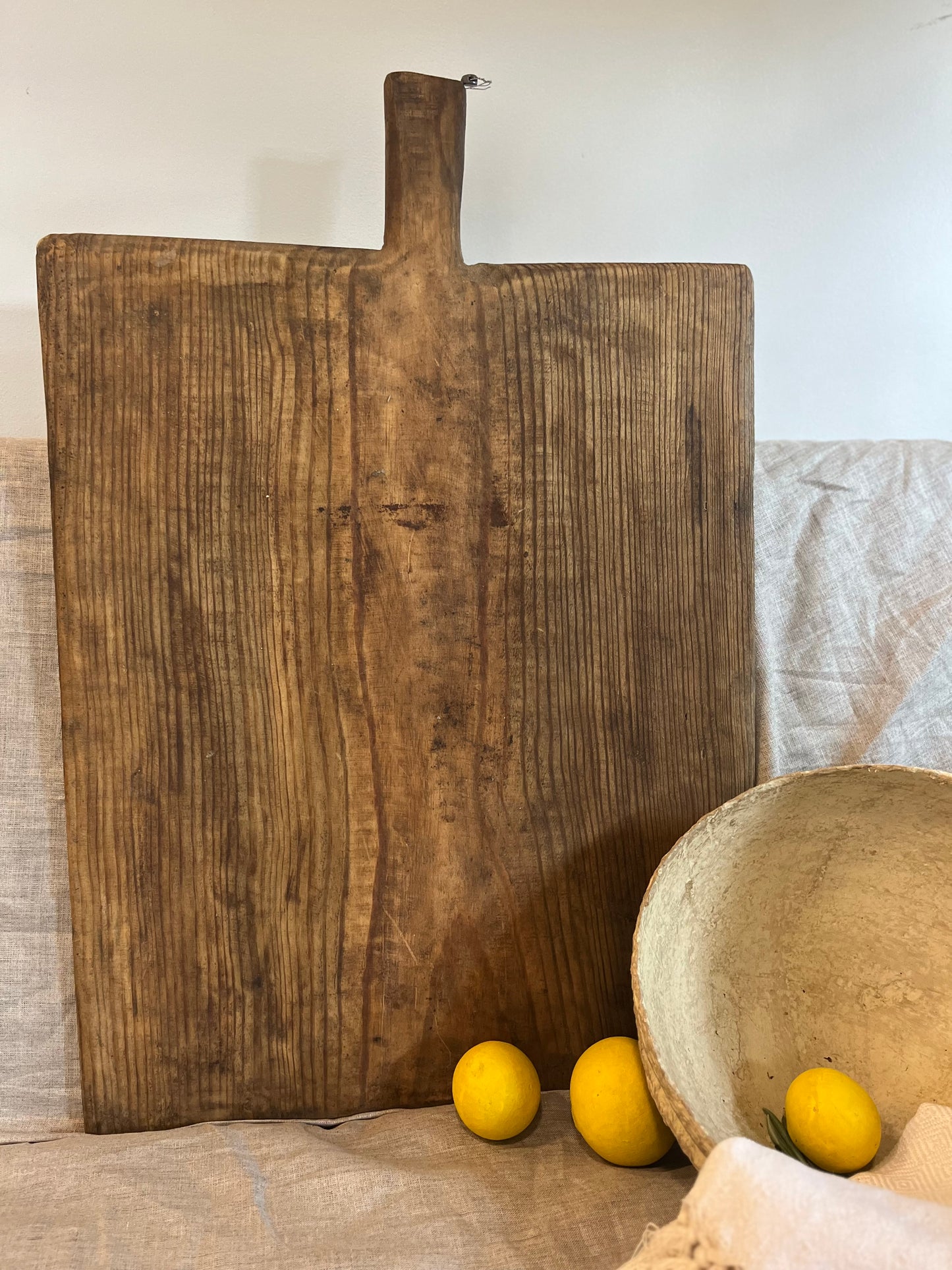 Vintage Breadboard, Medium No 016