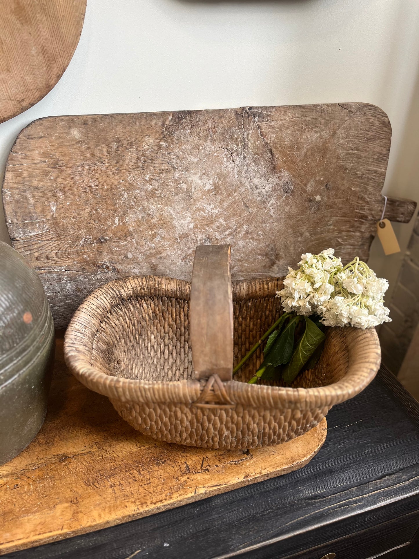 Flora vintage basket