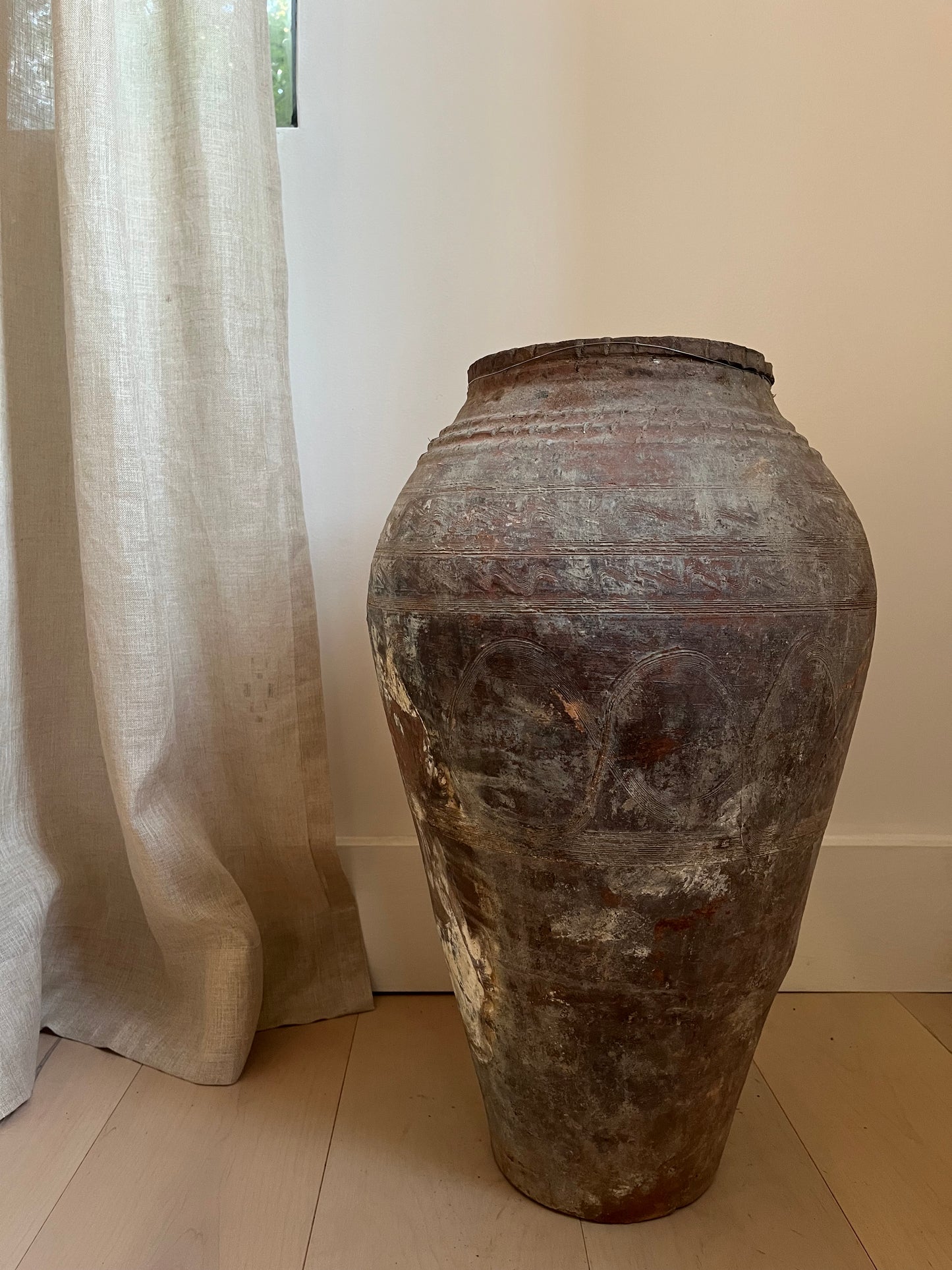Belted Olive Jar, Small