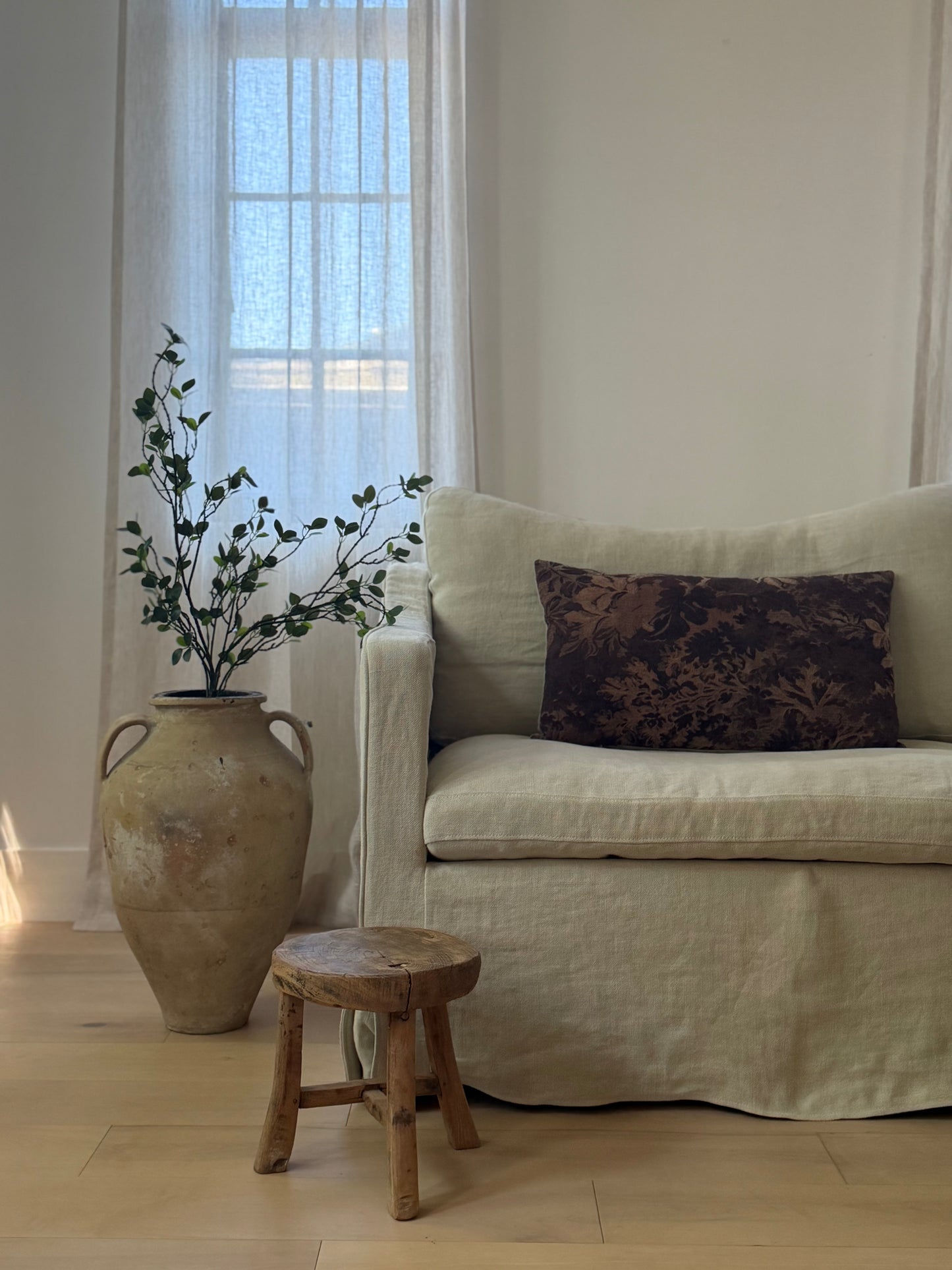 Round Mini Elm Stool
