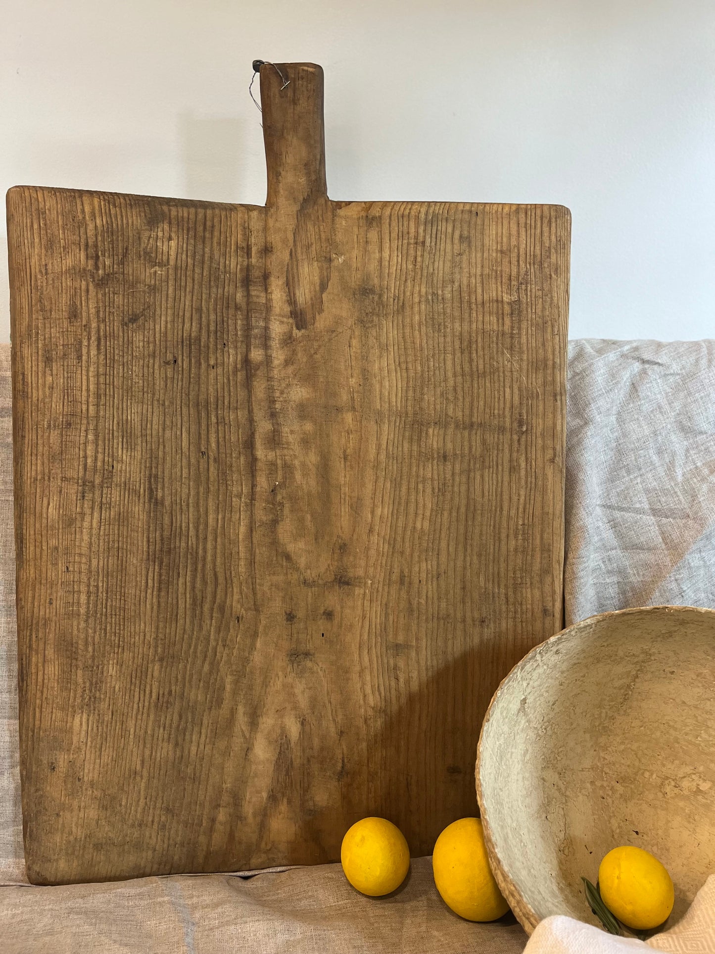 Vintage Breadboard, Medium No 016