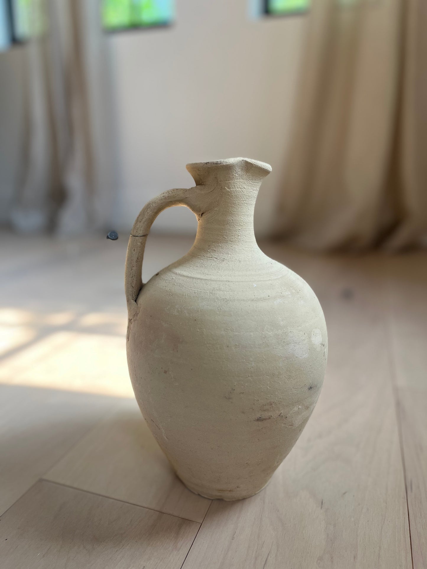 Noa pinch neck Avanos vase