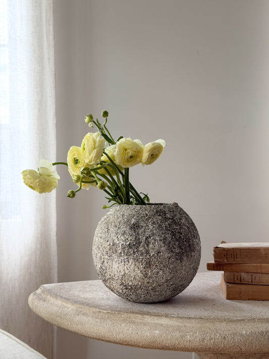 Willy Guhl Sphere Planter