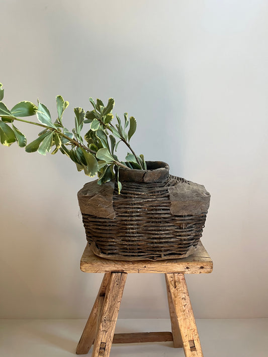 Vintage Oil Basket No. 001