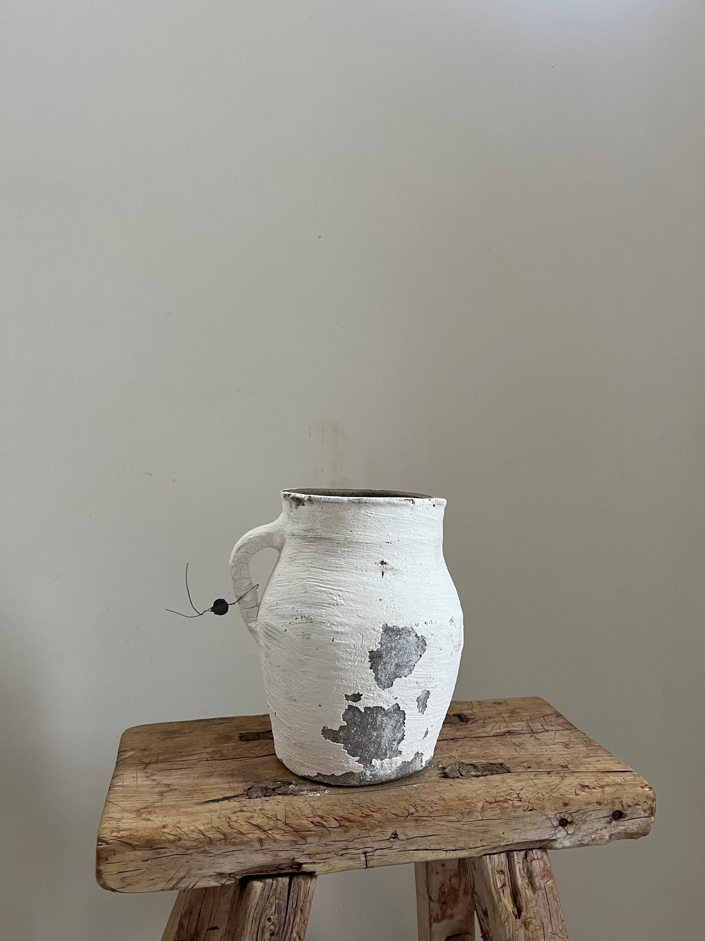 Vintage XS Whitewash Pot