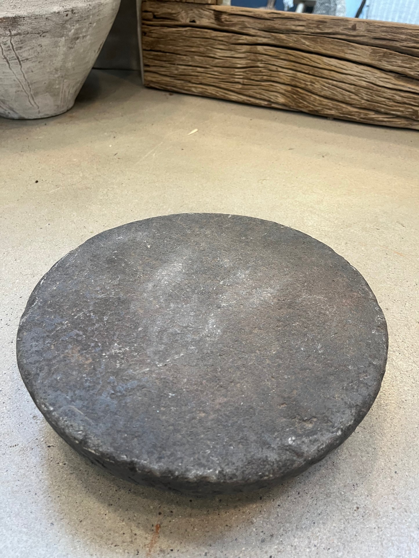 Vintage Stone Chapati Riser