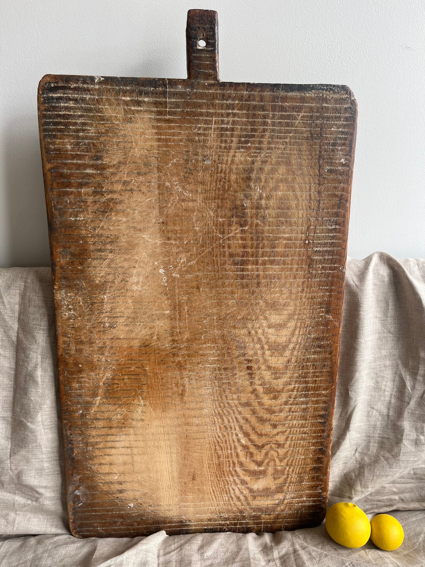 Vintage Breadboard, Large No 004
