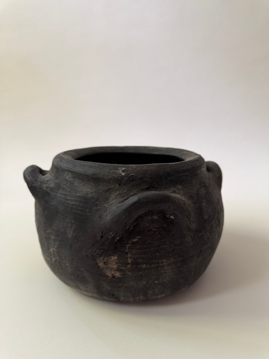 Rare 4 Handled Erzurum Pot