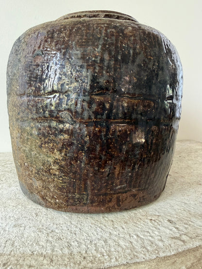Brown Glaze Rice Wine Vessel