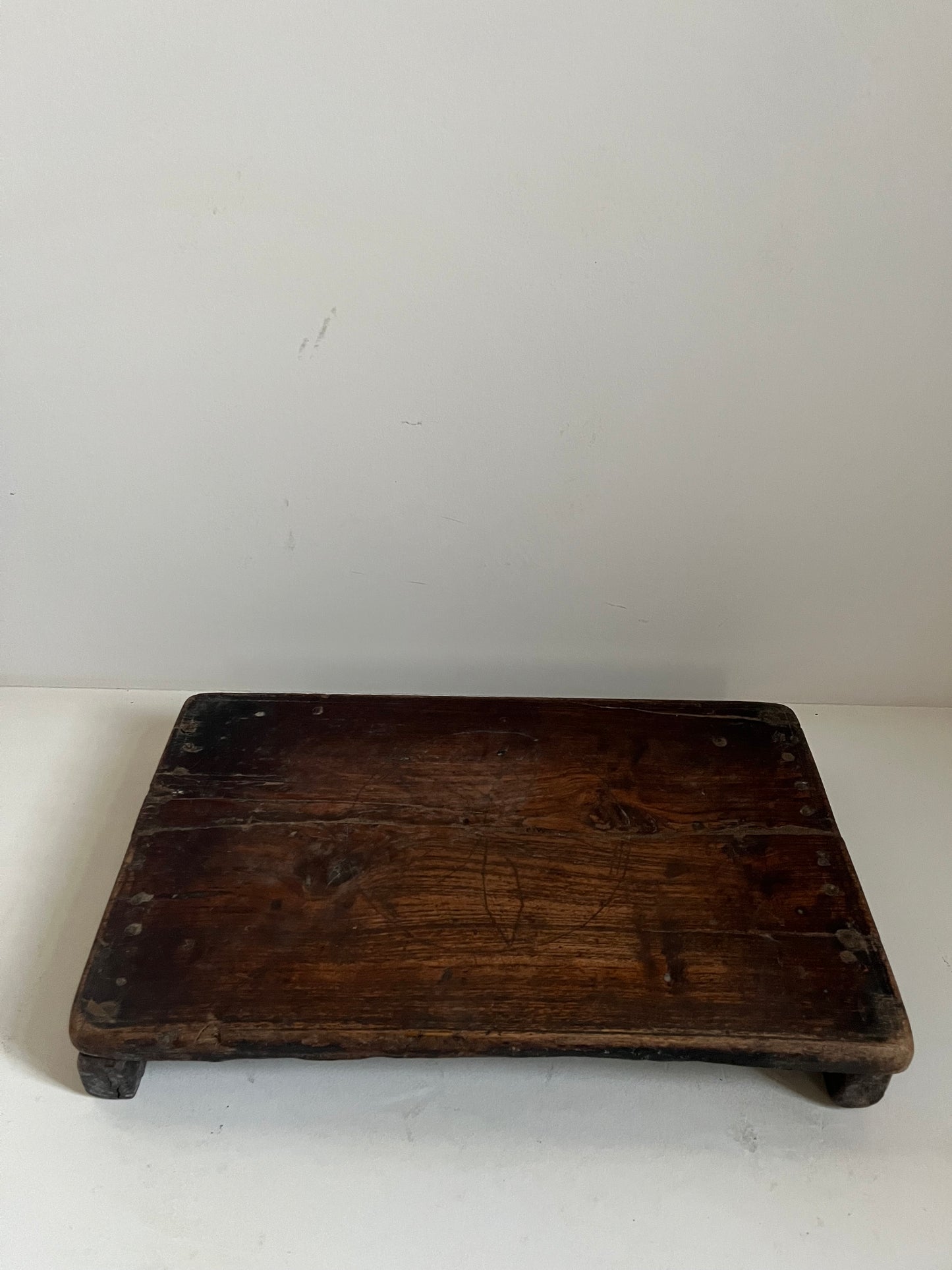 Vintage Stained Wood Bajot Riser VI