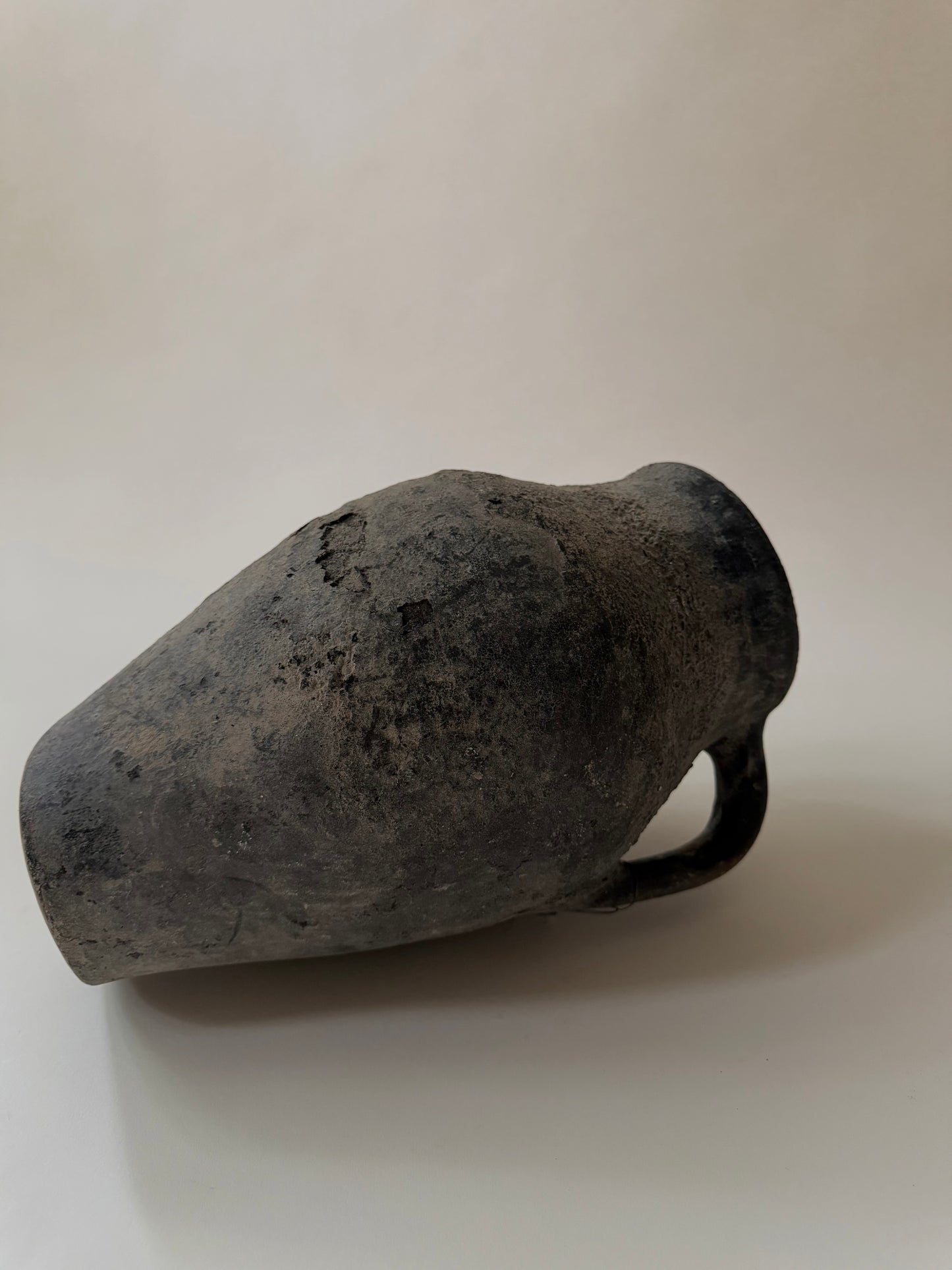 Uraltu Jug - Black