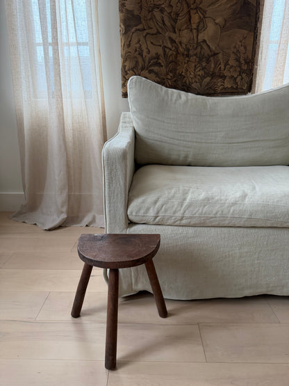 Demi Lune Milking Stool
