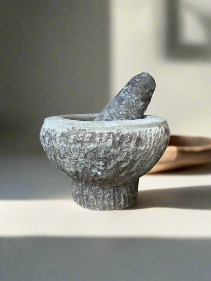 Remi mortar and pestle