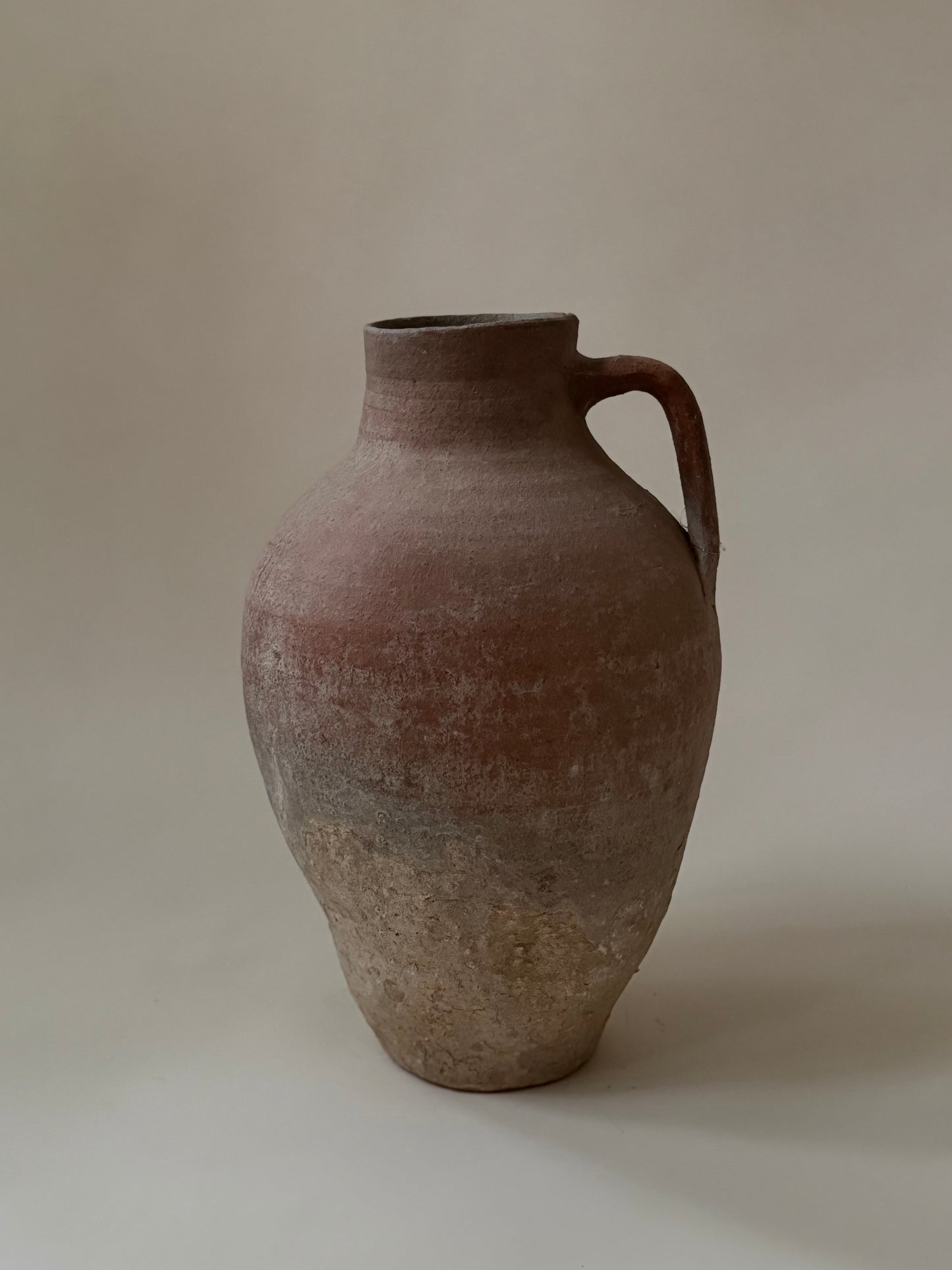 Single Handled Vessel - I