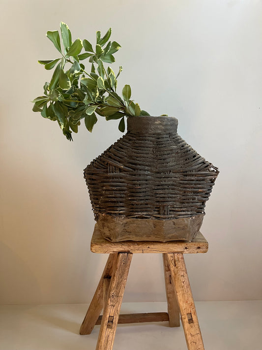 Vintage Oil Basket No. 002