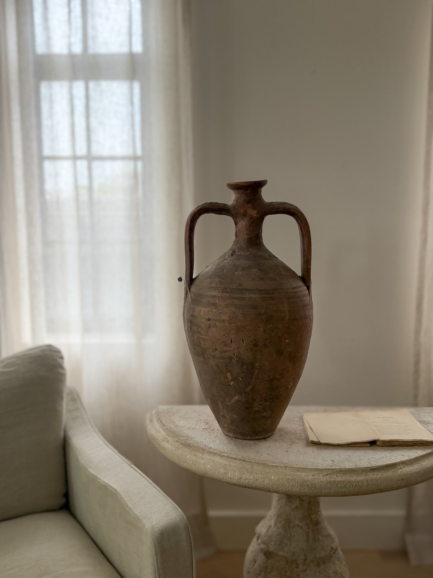 Amphora Jar - Grand Scale