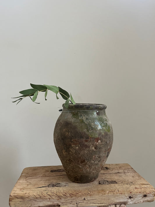 Handleless Konya Pot