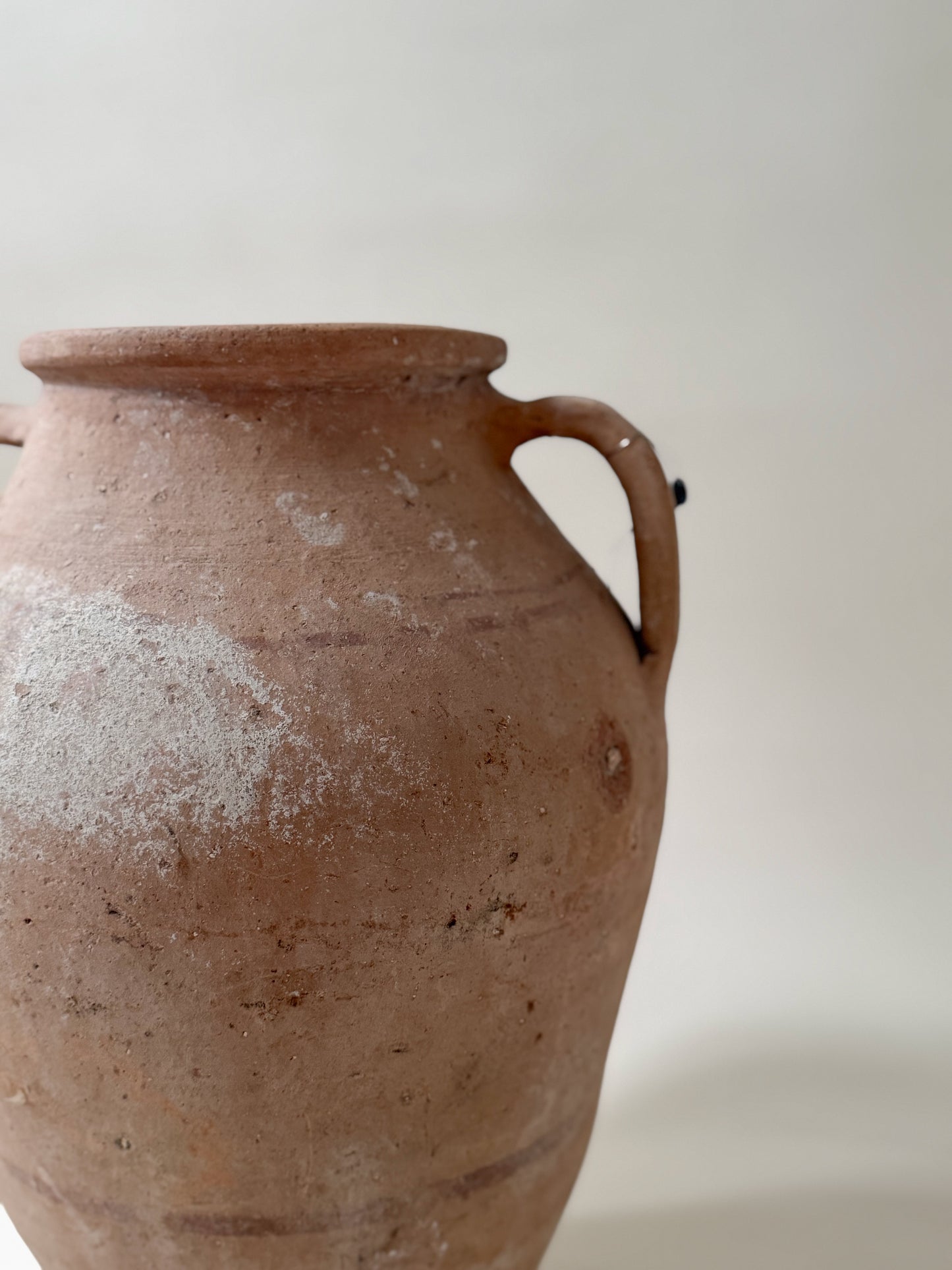 Double Handled Avanos - XL III