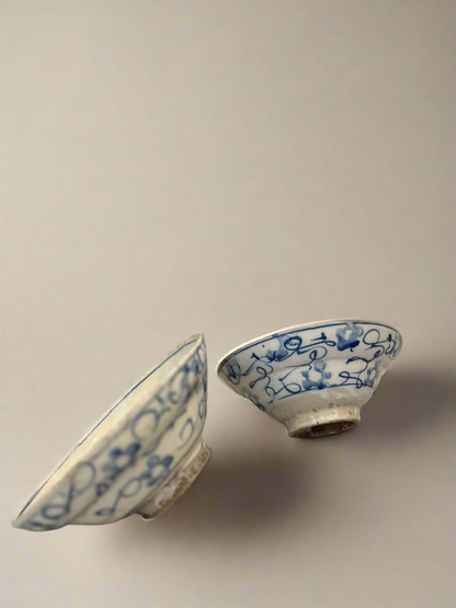 Lina vintage dish