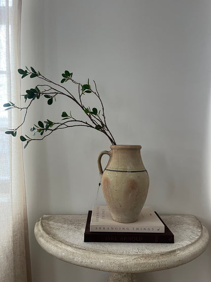Medium Vintage Line Avanos Vase I