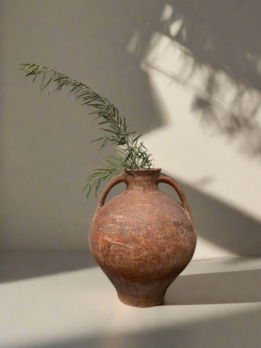 Rumi antique cantaros pot