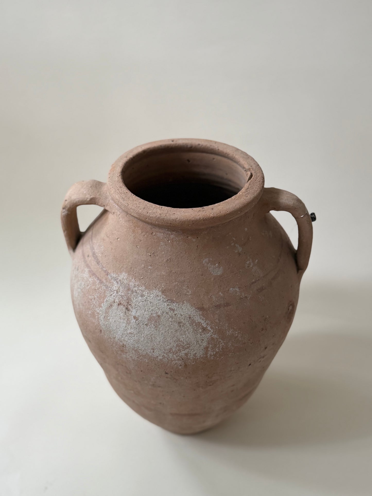 Double Handled Avanos - XL III