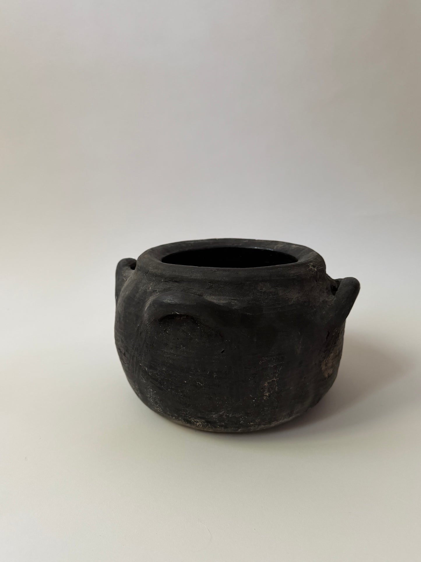 Rare 4 Handled Erzurum Pot