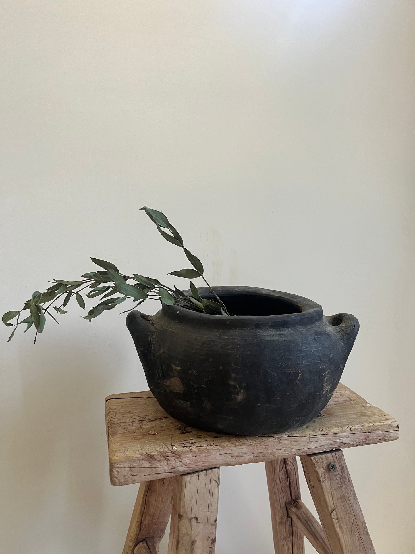 Antique Erzurum Pot No. 005