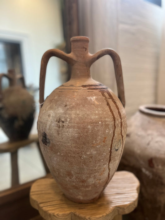 Amphora jar