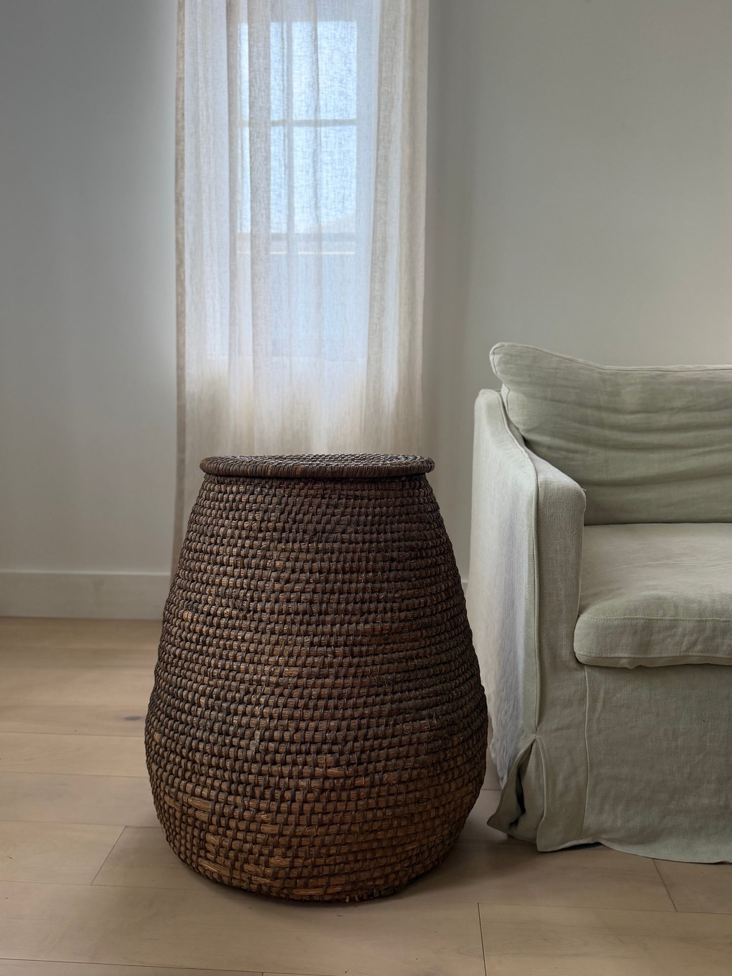 French Bee Basket