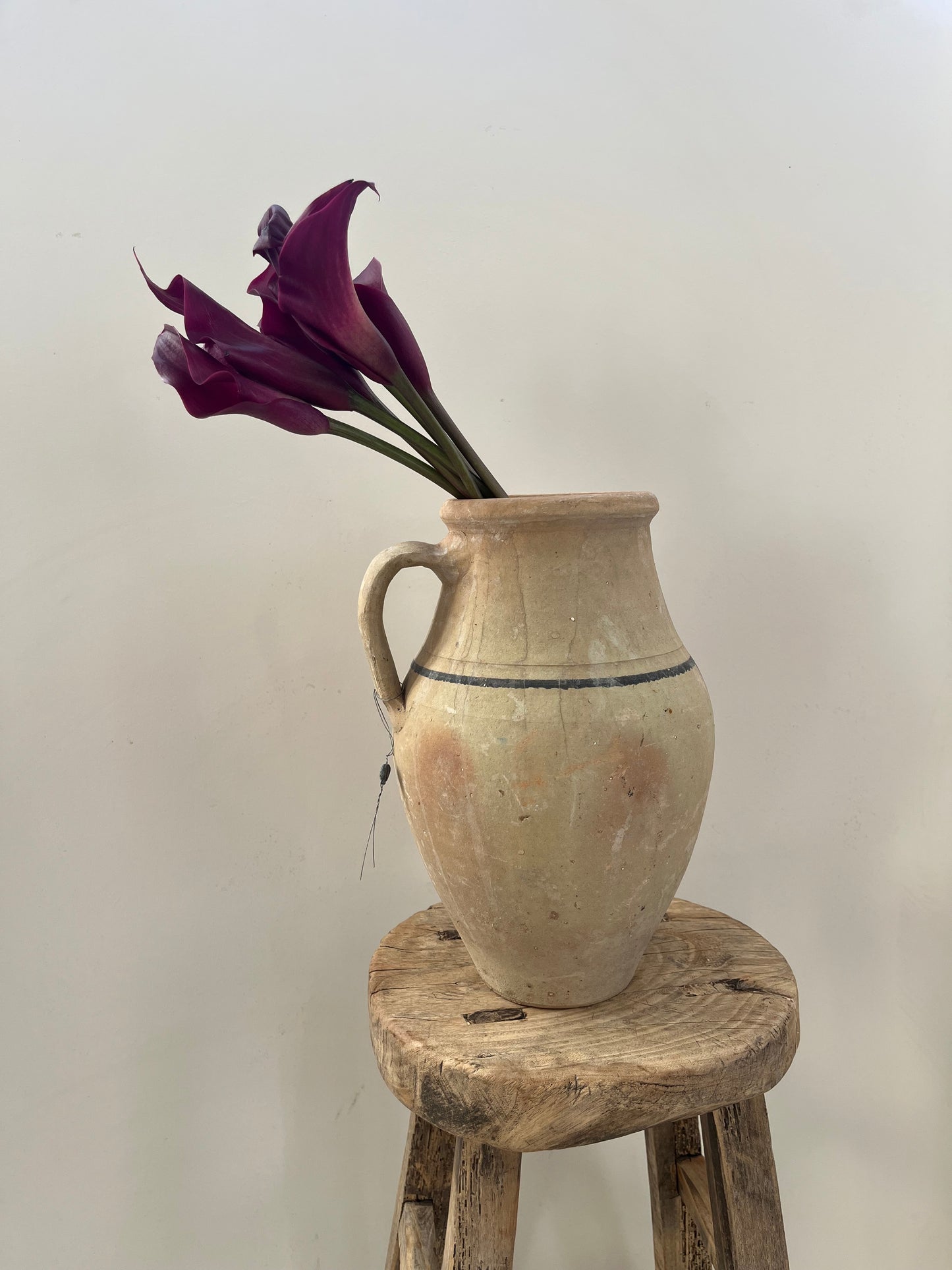 Medium Vintage Line Avanos Vase I