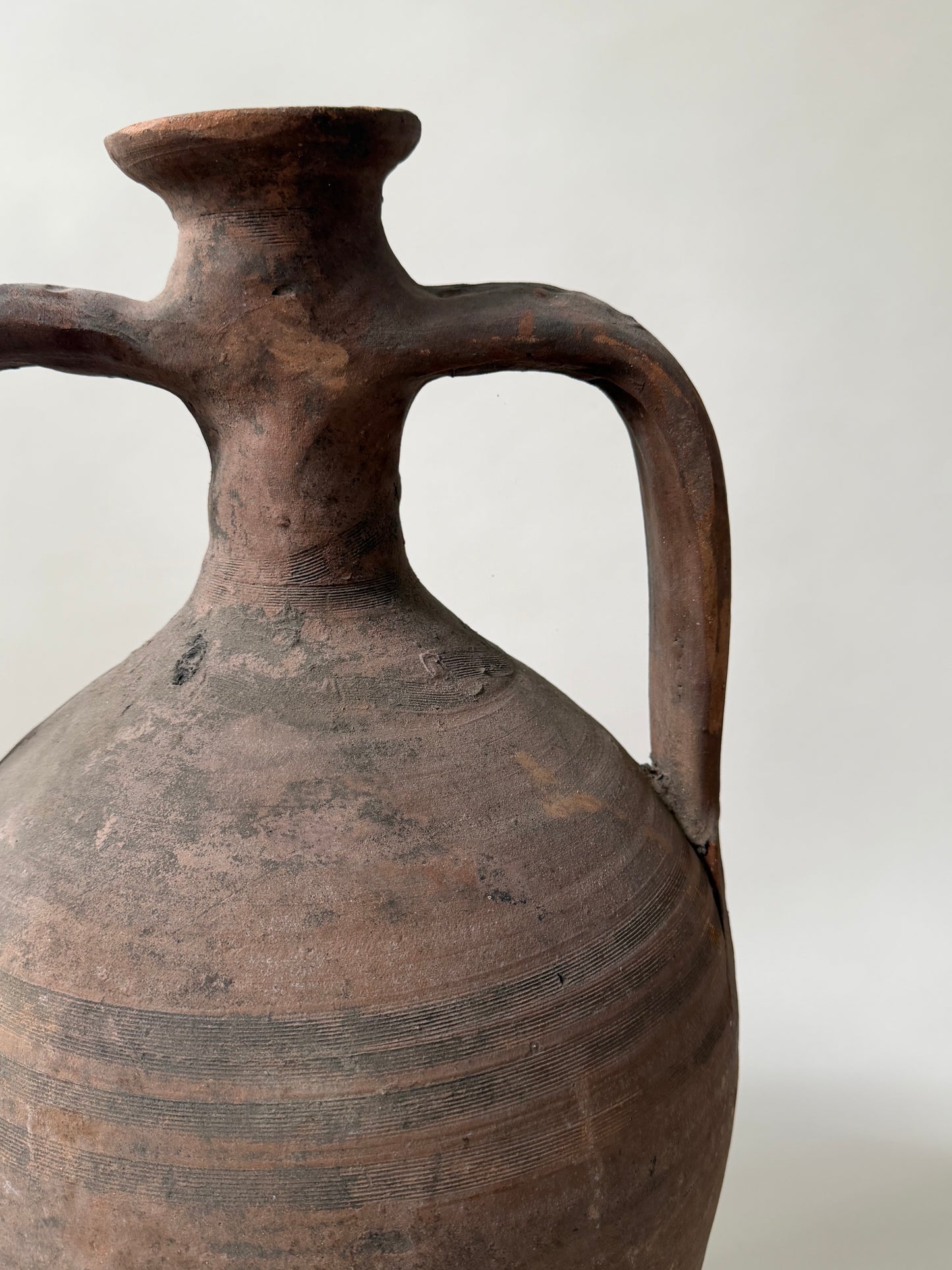 Amphora Jar - Grand Scale