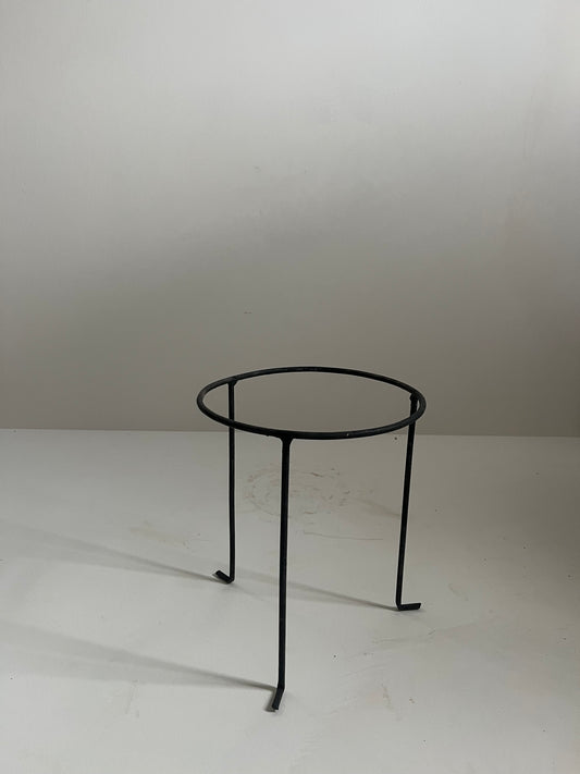 Pot stand- Reserved for Yajaira