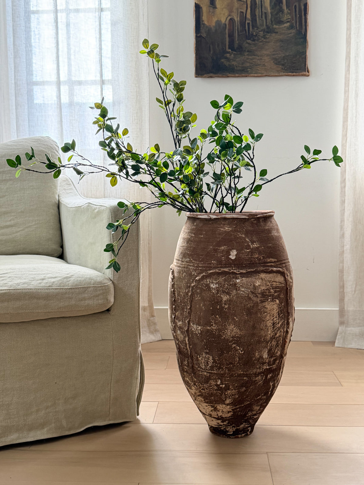 Olive Jar - Belted Brown Texture