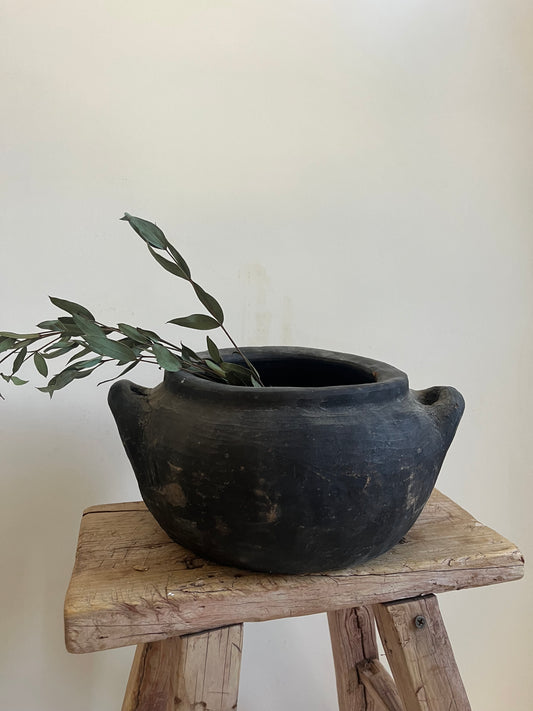 Antique Erzurum Pot No. 005