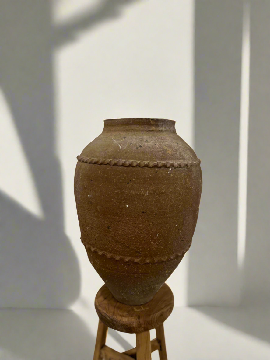 Ida brown small vintage belted planter pot