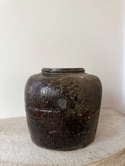Brown Glaze Rice Wine Vessel
