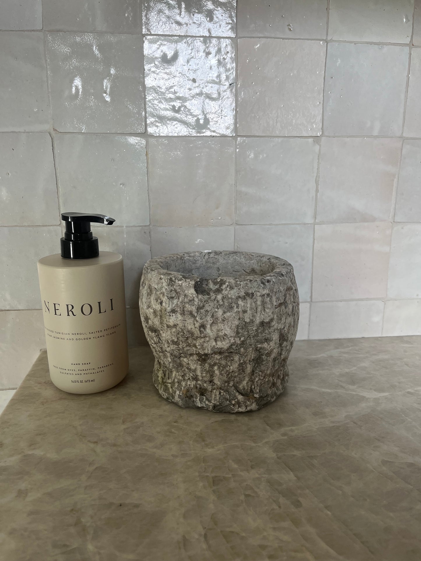 Reserved stone mortar
