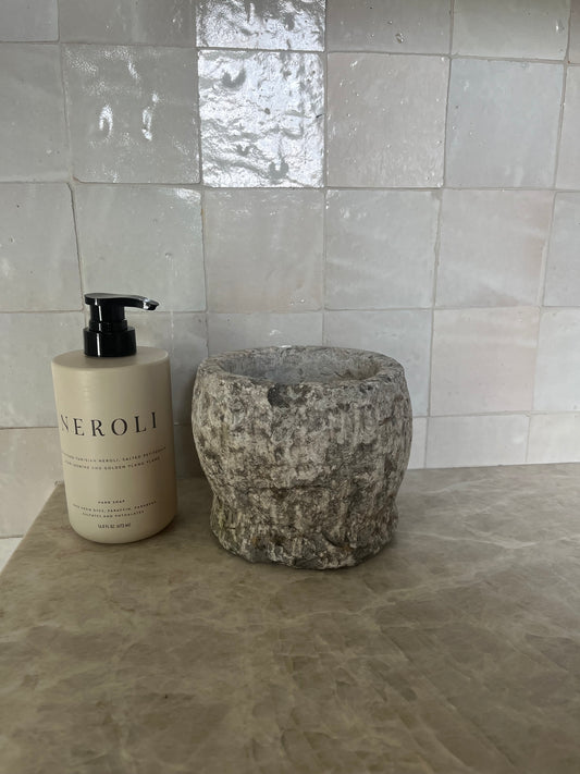 Reserved stone mortar