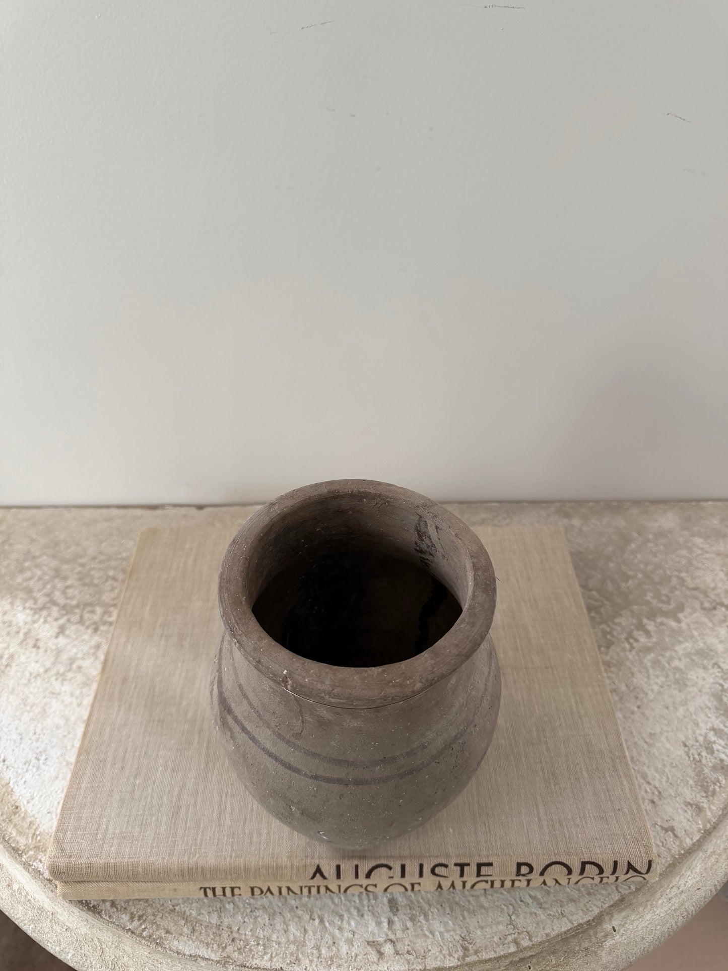 Small Handleless Avanos Vase