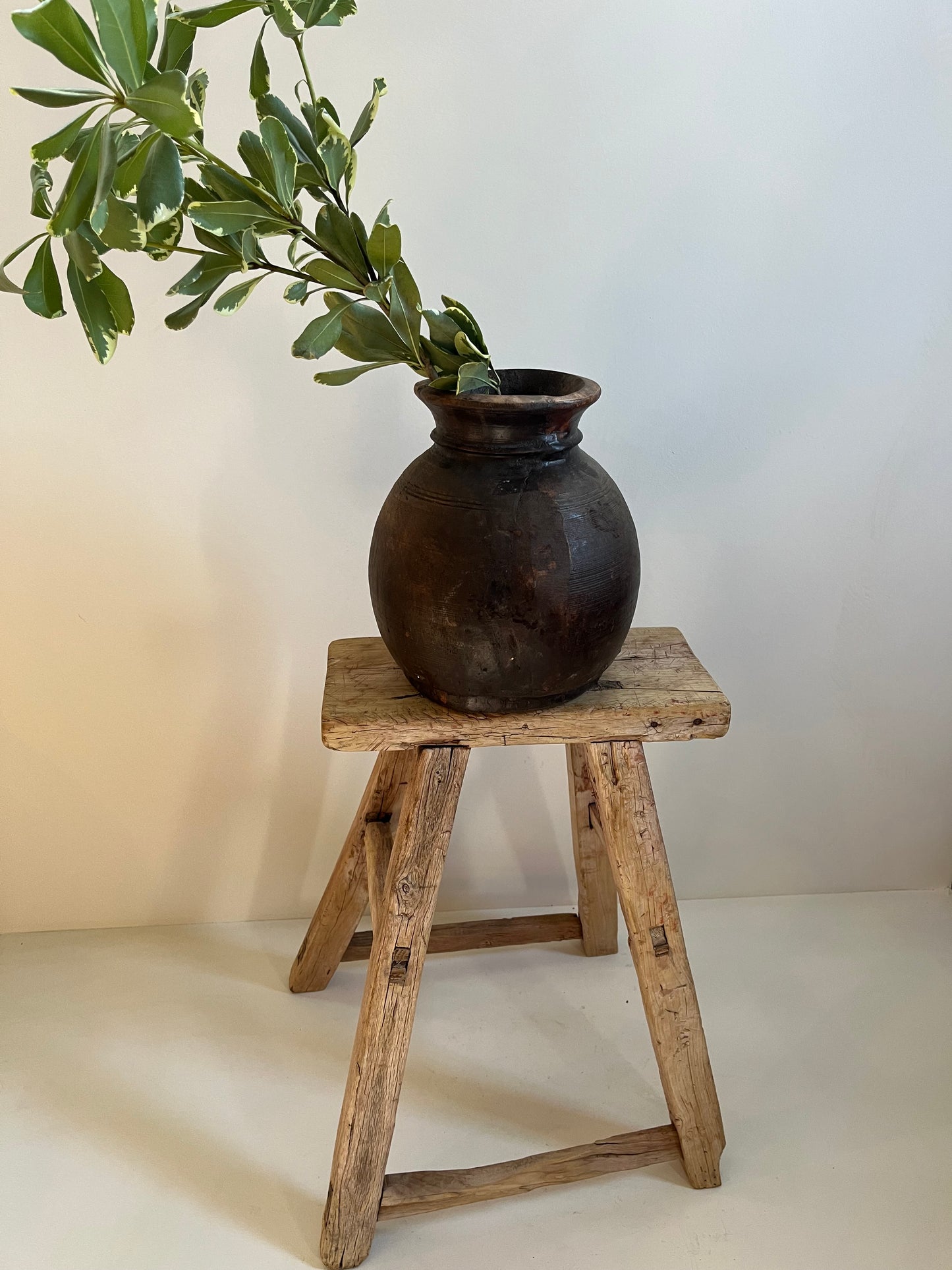 Natural Teak Wood Round Vase, Medium No. 001