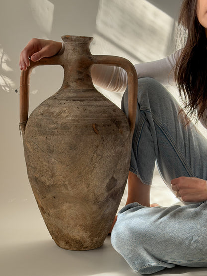 Amphora Jar - Grandscale III