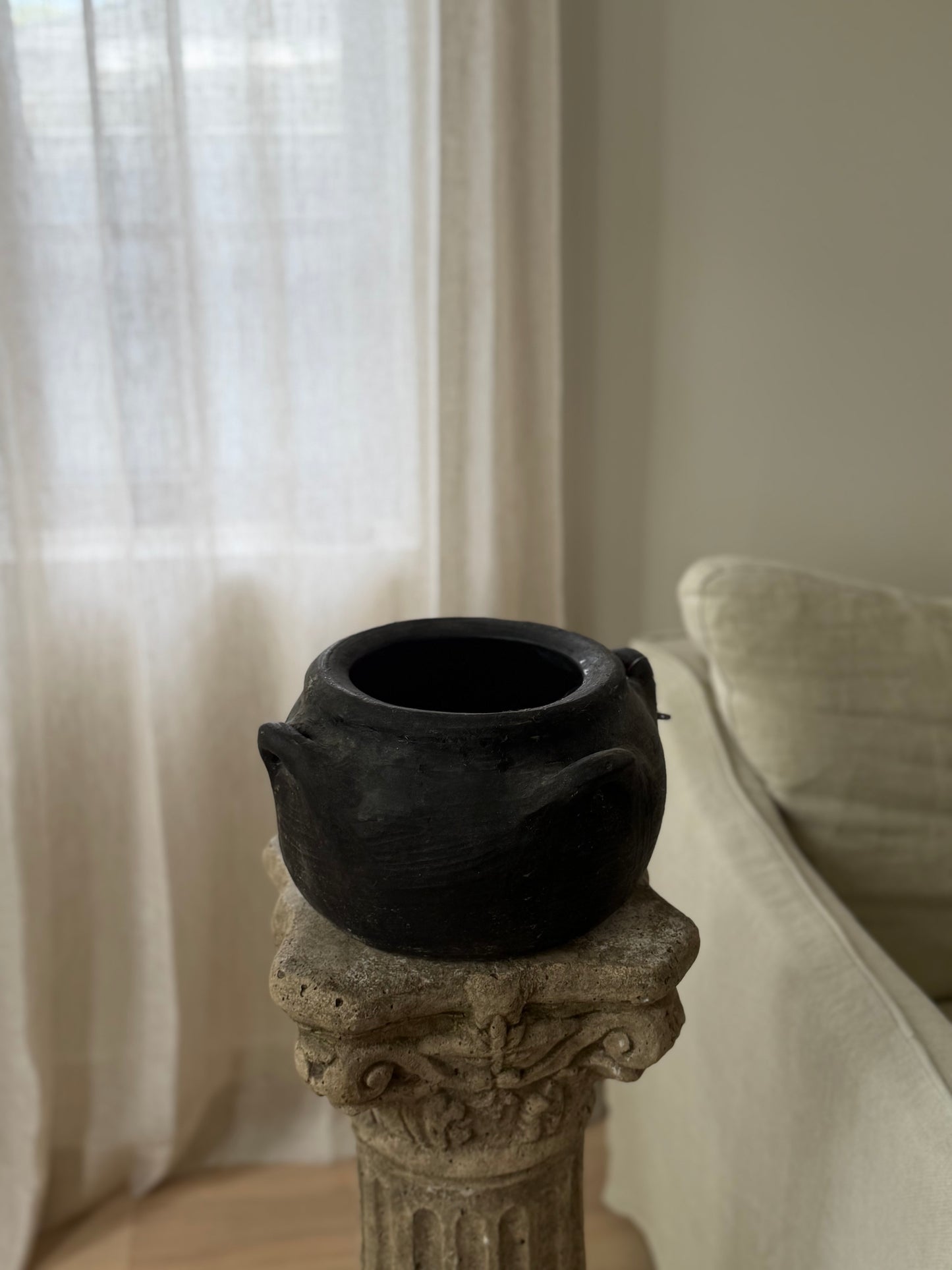 Rare 4 Handled Erzurum Pot