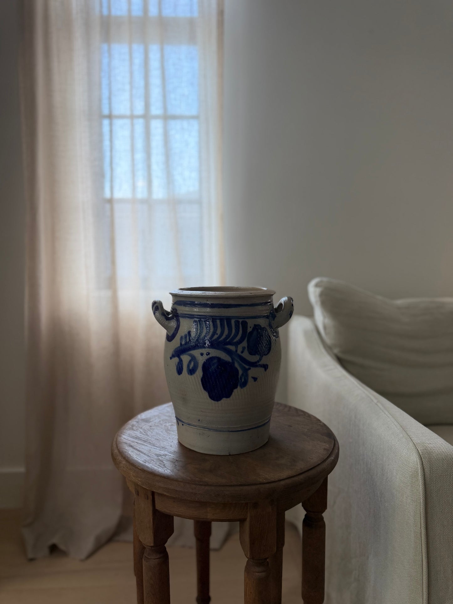 Handled Alsace Jar