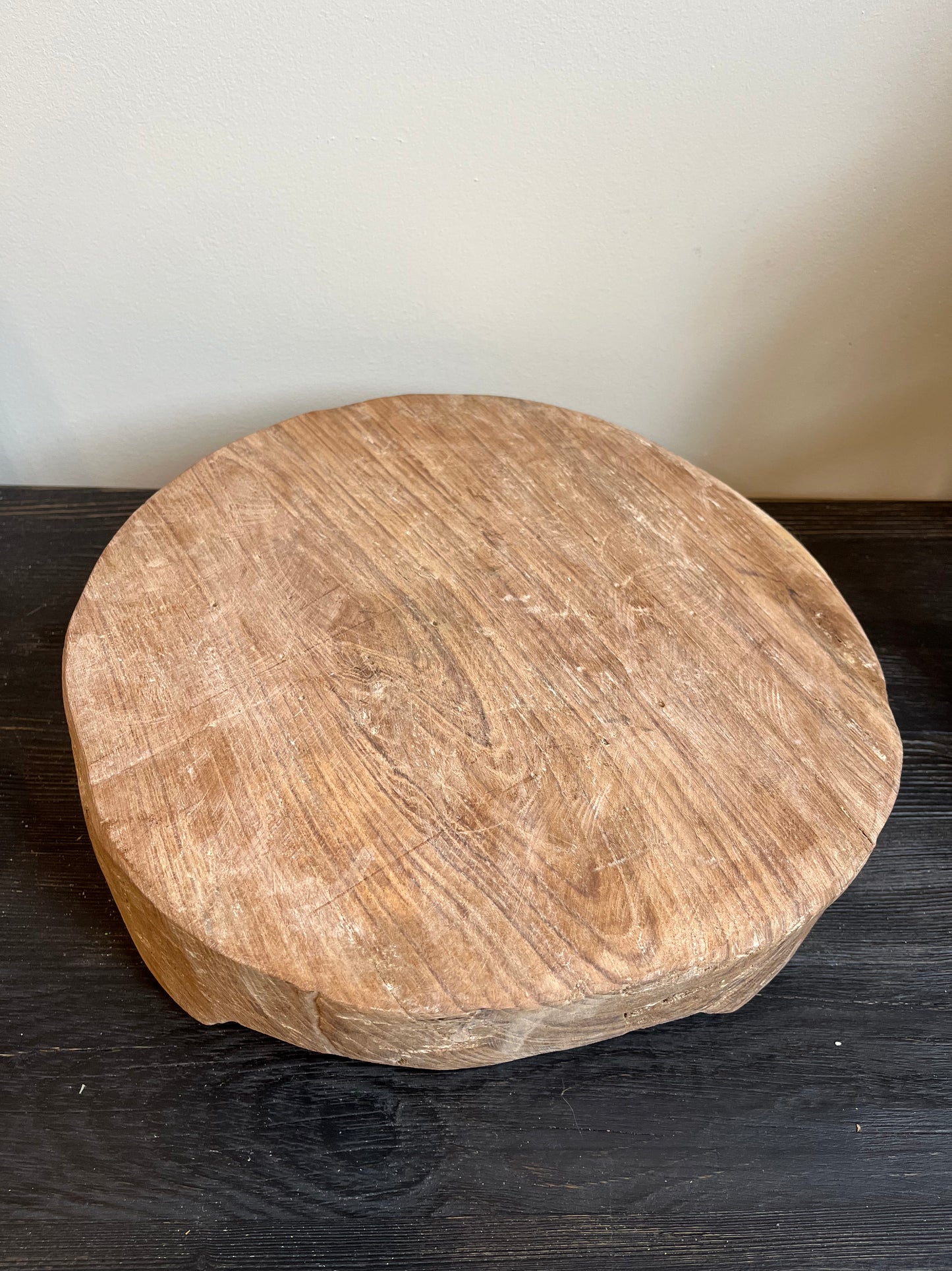 Vintage wood riser, bleached