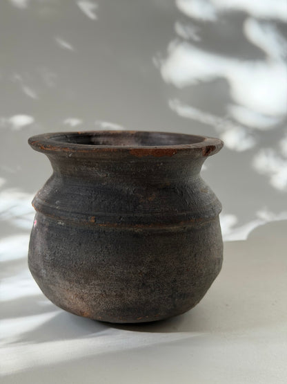 Petite Clay Pot - IV