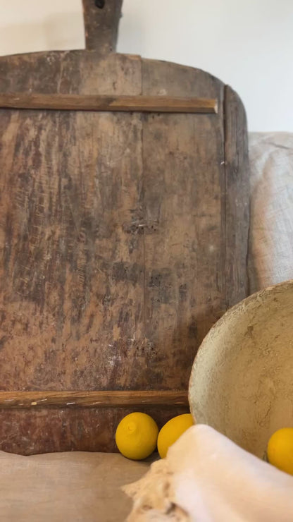 Vintage Breadboard, Large No 001