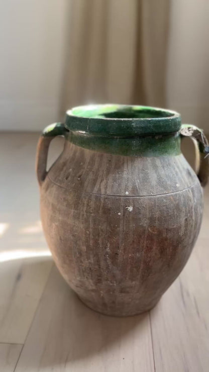 Vintage Konya Vase No 001