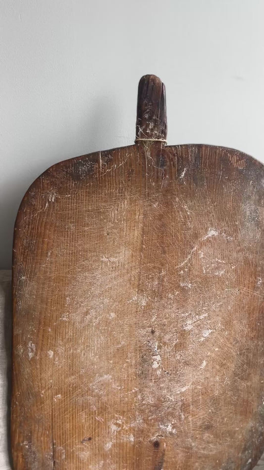 Vintage Breadboard, Large No 003