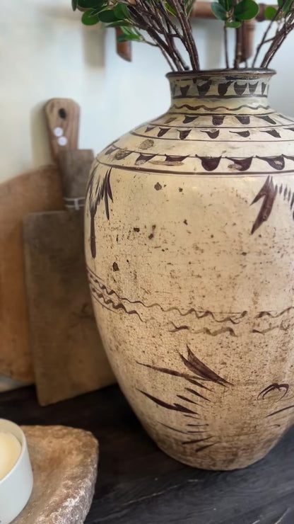 Antique Cizhou wine jar